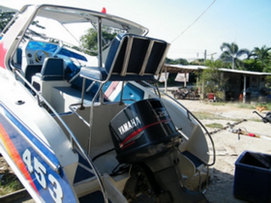 -ขายเรือ  25 ฟุต +เครื่อง ยามาฮ่า 200 แรง ราคาถูกๆๆ