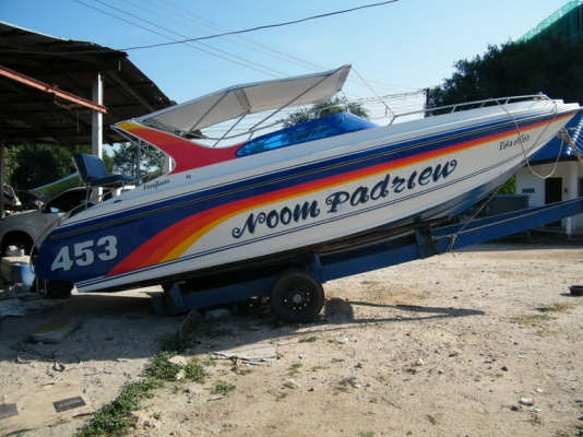 -ขายเรือ  25 ฟุต +เครื่อง ยามาฮ่า 200 แรง ราคาถูกๆๆ