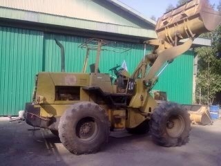 ขายรถตักล้อยาง KOMUTSU WA100 สภาพดี พร้อมใช้งาน ราคาต่อรองได้