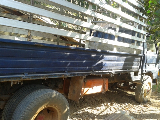 ขาย 6 ล้อ MAZDA เครื่อง isuzu 100 แรง