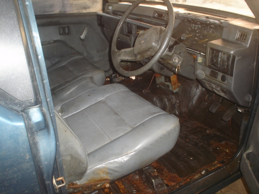 เล่มจบแล้ว เหลือแต่รถL200ตอนเดียว-เครื่อง-เกียร์ไม่มี ตามรูป