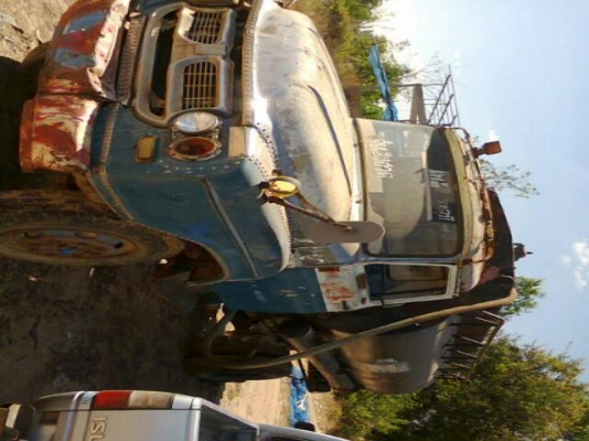 ขาย ISUZU 6 ล้อ รถน้ำหน้ายาว เครื่องเดิม 145 แรง แจ้ง ม.79 ทะเบียนพร้อมโอน