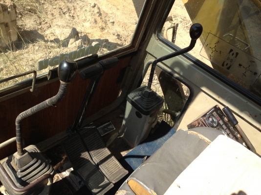 KOMATSU PC 60-5 เอกสารใบอินวอยซ์ครบ เครื่องเดิมฟิตใหม่เอี่ยม ปั๊มเดิมไม่มีเยิ้มทำงานเร็ว ภายในเก๋งสะอาดคอนโทรลยาวบังคับง่าย บูมอาร์มไม่มีปะ เอวแน่นดี ช่วงล่างโซ่บูทใบแทรกหนา 70\% พร้อมทำงานได้เลย ราคาต่อรองได้ครับ KOMATSU PC 60-5 เอกสารใบอินวอยซ์ครบ เครื่องเดิมฟิตใหม่เอี่ยม ปั๊มเดิมไม่มีเยิ้มทำงานเร็ว ภายในเก๋งสะอาดคอนโทรลยาวบังคับง่าย บูมอาร์มไม่มีปะ เอวแน่นดี ช่วงล่างโซ่บูทใบแทรกหนา 70\% พร้อมทำงานได้เลย ราคาต่อรองได้ครับ