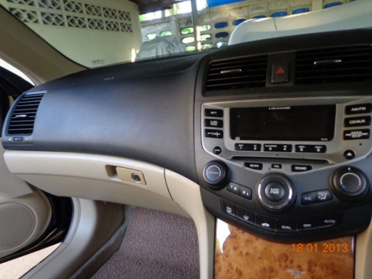 HONDA ACCORD ปี 04 สีดำ ตัว TOP สุด 2.4 EL AIRBAG 4 ลูก พวงมาลัย MUTIFUNCTION ระบบล็อกความเร็ว ไฟขาว รถห้างมือเดียว ผู้หญิงใช้น้อย 1 แสน กม. เช็คศูนย์ตลอด รถสวยมาก ไม่เคยชน ทะเบียนพร้อมโอน HONDA ACCORD ปี 04 สีดำ ตัว TOP สุด 2.4 EL AIRBAG 4 ลูก พวงมาลัย MUTIFUNCTION ระบบล็อกความเร็ว ไฟขาว รถห้างมือเดียว ผู้หญิงใช้น้อย 1 แสน กม. เช็คศูนย์ตลอด รถสวยมาก ไม่เคยชน ทะเบียนพร้อมโอน