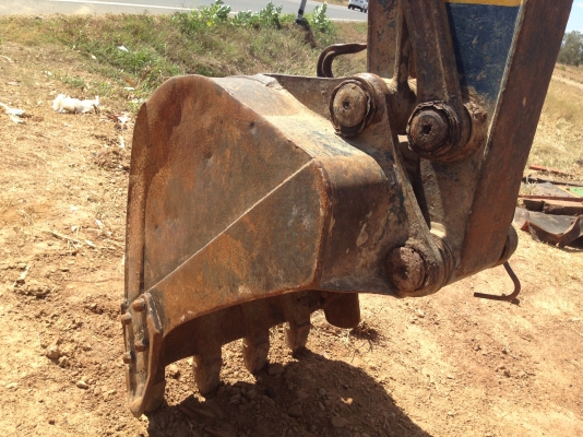 KOMATSU PC 100-3 เอกสารใบอินวอยซ์ครบ รถบอดี้สวยมากๆ ทั้งภายนอกและภายในอุปกรณ์ทุกชิ้นยังมีอยู่ครบ เครื่องแห้งดีไม่มีเยิ้ม ปั๊มเดิมๆ เอวแน่นดี ช่วงล่างโซ่บูทใบแทรกหนาดี พร้อมทำงานได้เลยนะครับ