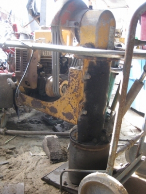 ขายถูก-เครื่องตบดินแบบจิงโจ้ ตบกระโดด มีหลายตัว ราคาตัวละ 6,800-16,000 บาท ขายถูก-เครื่องตบดินแบบจิงโจ้ ตบกระโดด มีหลายตัว ราคาตัวละ 6,800-16,000 บาท