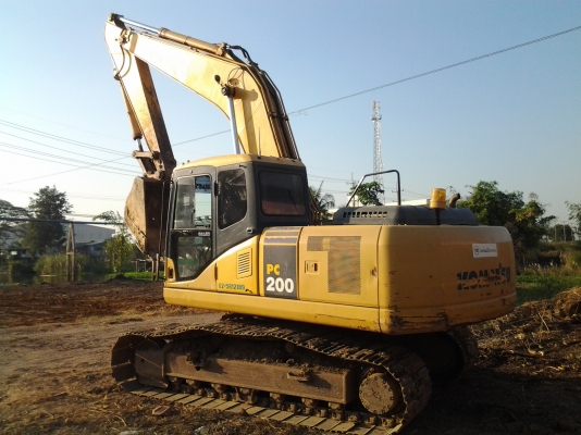 ขายด่วนๆๆ KOMATSU PC 200-7 ไมล์ชม.6,000 สภาพสวยค่ะ