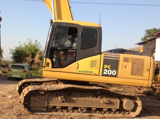 ขายด่วนๆๆ KOMATSU PC 200-7 ไมล์ชม.6,000 สภาพสวยค่ะ