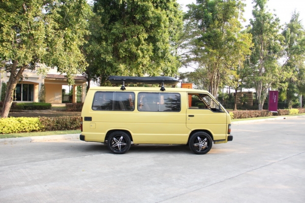 ขายล้อขอบ18 กว้าง 7.5 5รู120 ใส่บีเอ็ม เชฟรุ่นเก่า ของใหม่ ชุดละ9000฿