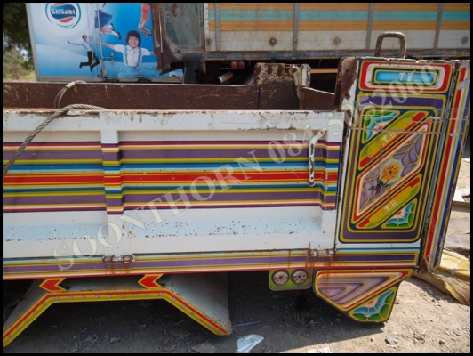 ขายด่วน กระบะดั้ม 6 ล้อใหญ่ พร้อมชุดั้ม 6 ตัน อุปกรณ์ครบชุด ติดตั้งใช้งานได้เลย ราคาสุดคุ้ม