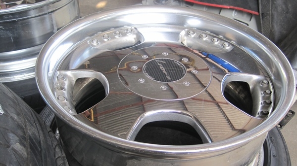 แม็ก WORK ขอบ18 แท้ 6รู สำหรับรถตูHiace แม็ก WORK ขอบ18 แท้ 6รู สำหรับรถตูHiace