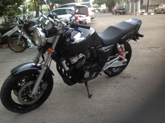 ขาย//แลก//เทริน์ CB400 version s standard Y 97 อินวอย+สพม ส่งได้ทั่วไทย