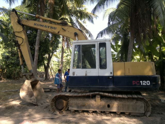 ขายรถแบคโฮ KOMATSU PC-120-3 รถสวย เครื่องเดิม ปั้มเดิม ลูเลอร์ 7 ลูก 120-3 เต็ม