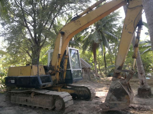 ขายรถแบคโฮ KOMATSU PC-120-3 รถสวย เครื่องเดิม ปั้มเดิม ลูเลอร์ 7 ลูก 120-3 เต็ม