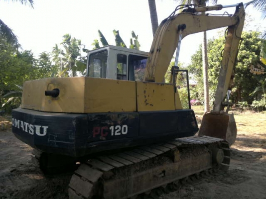 ขายรถแบคโฮ KOMATSU PC-120-3 รถสวย เครื่องเดิม ปั้มเดิม ลูเลอร์ 7 ลูก 120-3 เต็ม