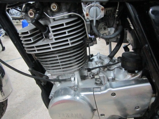 ขายSR400ปี98เลขเต็ม อินวอยออกชื่อผู้ซื้อครับ รถประกอบใหม่ครับ (รับแลกเทริน์)รายละเอียดดา้นใน