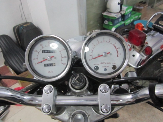 ขายSR400ปี98เลขเต็ม อินวอยออกชื่อผู้ซื้อครับ รถประกอบใหม่ครับ (รับแลกเทริน์)รายละเอียดดา้นใน