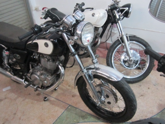 ขายSR400 ลูกค้ามาเทริน์เอาปีใหม่ปี ขอขายต่อครับ63000ต่อใด้ครับ *ใจดีต่อเลย