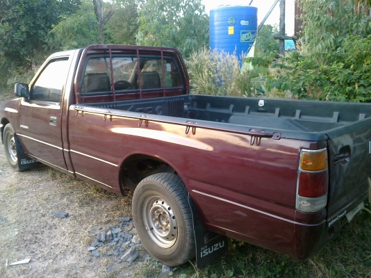 อีซูซเดิมสวย ขายถูก พร้อมใช้ อีซูซเดิมสวย ขายถูก พร้อมใช้