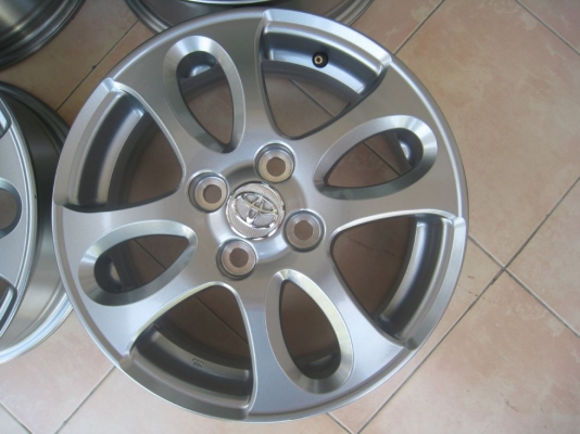 ขายล้อแม็กเดิม TOYOTA VIOS ขอบ 15"x5.5" et 45 4รู100 +ยางปี 10,11(081-3747940)