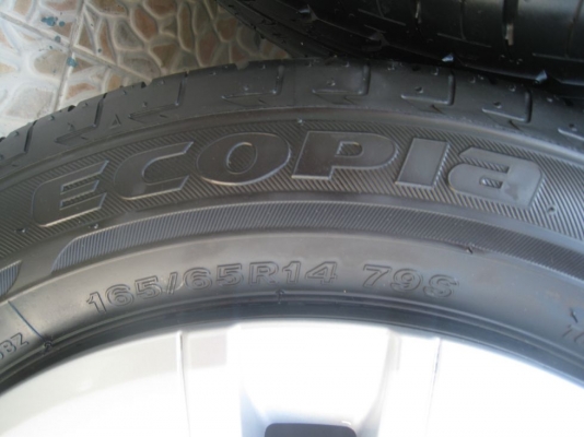 ขายกะทะล้อ mitsubishi  mirage 14"  4/100  +ยางปี 12+ฝาครอบ (081-3747940)