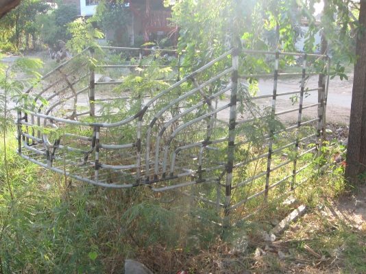 ขายคอกเหล็กแป้ป กะบะบรรทุก vigo cab ต่อมาหมื่นกว่า  ไม่ได้ใช้แล้วครับต้องการขาย