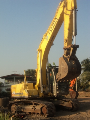 ขายด่วน KOBELCO  SK210D-6ES-YN10-40871 ( 2005 YR 6481 HR ) เก่าญี่ปุ่นแท้ๆ นำเข้า สภาพสวยจริง ๆๆ
