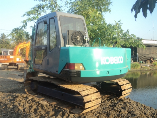 ขายด่วน  KOBELCO  SK60  มาร์คทรี  เก่านอกยังไม่เคยใช้งานในไทย  สภาพดี  พร้อมใช้ มีแอร์  ทำสีใหม่