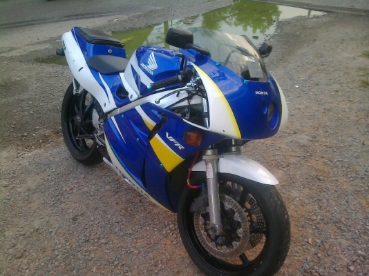 ขาย vfr400 nc30 ปี92 ทะเบี้ยนแท้ภาษีไม่ขาดต่อโอนได้ทัวไทย ขาย vfr400 nc30 ปี92 ทะเบี้ยนแท้ภาษีไม่ขาดต่อโอนได้ทัวไทย