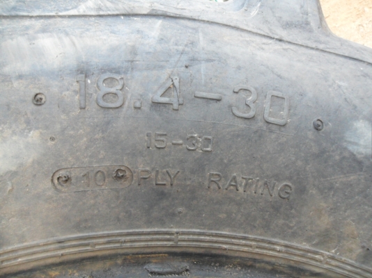 ขายแล้ว ยางรถไถถอด\%โอตานิ หลัง18.4-30 ปี10..ขอให้เดินทางโดยสวัสดิภาพครับ