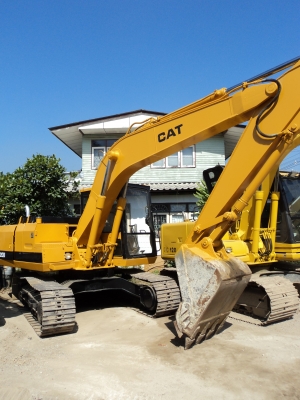 ขายด่วน  CAT E120B   เก่านอกยังไม่เคยใช้งานในไทย  สภาพสวย  เครื่องปั้มดี   ไฟฟ้าครบ