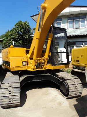 ขายด่วน  CAT E120B   เก่านอกยังไม่เคยใช้งานในไทย  สภาพสวย  เครื่องปั้มดี   ไฟฟ้าครบ