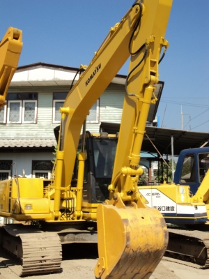 ขายด่วน  KOMATSU PC 120-6  อาร์มพิเศษ  ใบแทรค  70  สวย  เครื่องปั้มดี  ไฟฟ้าครบ  ใช้งาน 5000 ชม.