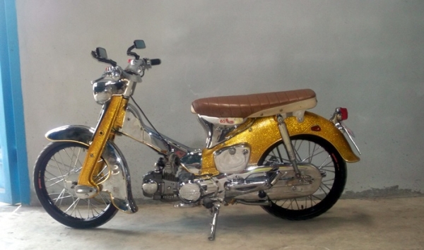 ขายชี 65 ไฟต่ำ สภาพสวยๆ สีทองเกร็ด มีทะเบียน ราคาพร้อมส่ง ทั่วประเทศคับ