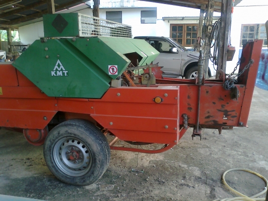 ฝากขายรถไถ ISEKI  tf327 พร้อมเครื่องอัดฟาง พร้อมใช้งาน  สภาพใหม่ ซื้อมามือแรก หาคนขับไม่ได้