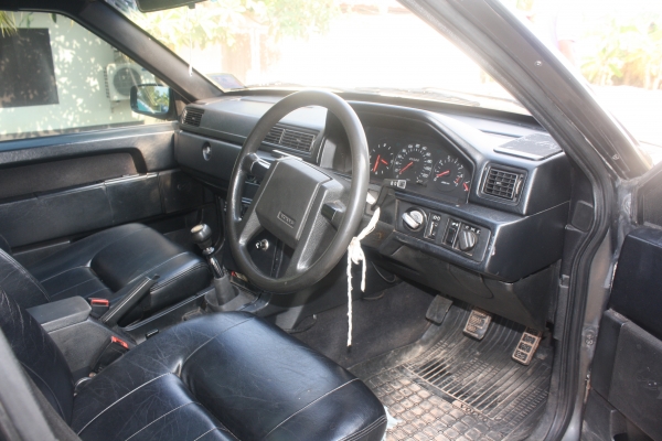 volvo 940 เดิมบางทั้งคัน ประหยัดกินแก๊ส  เครื่องเดิม เกียร์เดิม เกียร์ธรรมดา รถพร้อมใช้งาน