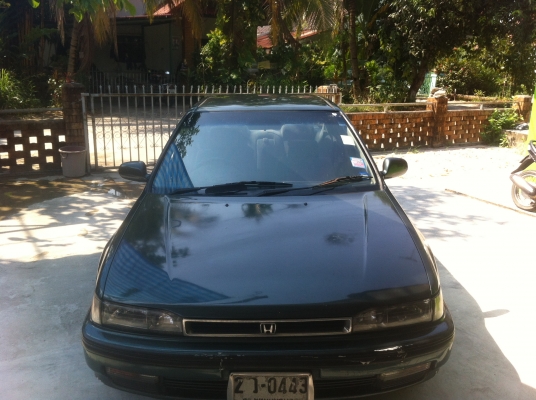 ็้Honda Accord2.0 ปี91 เครื่องเกียร์ช่วงล่างดีมาก แอร์เย็น สีสวย