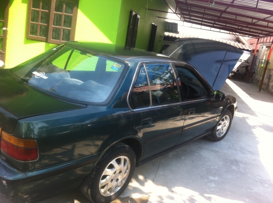 ็้Honda Accord2.0 ปี91 เครื่องเกียร์ช่วงล่างดีมาก แอร์เย็น สีสวย