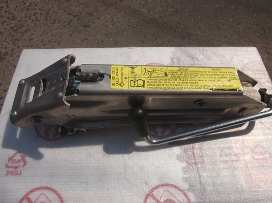 ขอบคุณtruck2hand.comมากๆครับแม่แรงอลูมิเนียมน้ำหนักเบาของรถยุโรป AUDI,Volkswagen