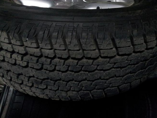 แม็กซ์พร้อมยางขอบ 17, Isuzu All New 4x4 ป้ายแดง