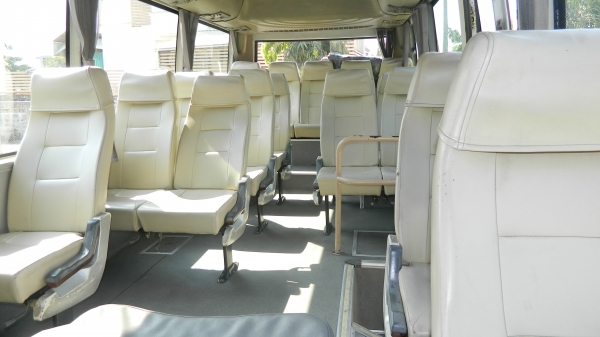 ขายรถบัสแอร์  18  ที่นั่ง