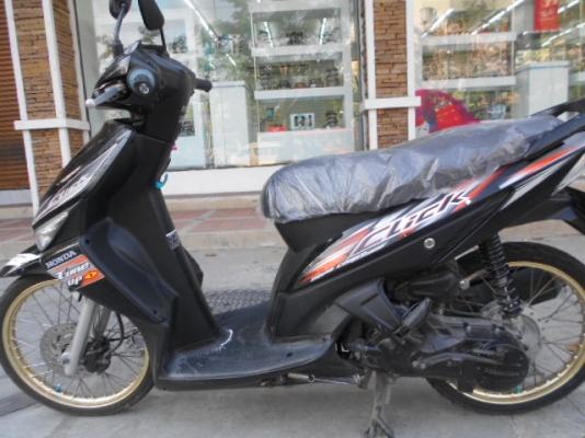 Honda-Click สภาพสวยๆ เครื่องดีมากๆครับ สภาพสวยๆ Honda-Click สภาพสวยๆ เครื่องดีมากๆครับ สภาพสวยๆ