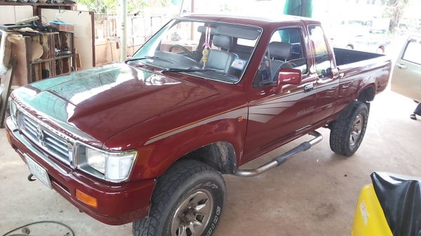 ***ขายแล้วครับขอบคุณ Truck2hand ขายกระบะโฟร์วิล TOYOTA LN111 4WD 2.8 3L LNB109 ประกอบนอก ปี38/95 เครื่องเดิมเกียร์เดิม เกียร์โฟร์ใช้งานปกติ แรง แน่น ลุย ช่วงล่างปึ๊ก คานหน้าปีกนก คัสซีสวยไม่มีผุ พื้นปูกระบะ ล้อแม็ก สวยยางสวยเต็ม ไม่เคยชนหนัก ภานในเก๋งดี ค