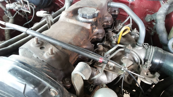 ***ขายแล้วครับขอบคุณ Truck2hand ขายกระบะโฟร์วิล TOYOTA LN111 4WD 2.8 3L LNB109 ประกอบนอก ปี38/95 เครื่องเดิมเกียร์เดิม เกียร์โฟร์ใช้งานปกติ แรง แน่น ลุย ช่วงล่างปึ๊ก คานหน้าปีกนก คัสซีสวยไม่มีผุ พื้นปูกระบะ ล้อแม็ก สวยยางสวยเต็ม ไม่เคยชนหนัก ภานในเก๋งดี ค