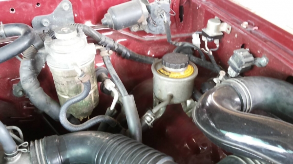 ***ขายแล้วครับขอบคุณ Truck2hand ขายกระบะโฟร์วิล TOYOTA LN111 4WD 2.8 3L LNB109 ประกอบนอก ปี38/95 เครื่องเดิมเกียร์เดิม เกียร์โฟร์ใช้งานปกติ แรง แน่น ลุย ช่วงล่างปึ๊ก คานหน้าปีกนก คัสซีสวยไม่มีผุ พื้นปูกระบะ ล้อแม็ก สวยยางสวยเต็ม ไม่เคยชนหนัก ภานในเก๋งดี ค