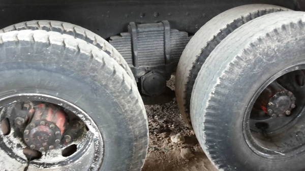 ***ขายแล้วครับขอบคุณ Truck2hand ขาย10ล้อ2เพลาดั้มราคาเบาๆ HINO FM3MNLD วางเครื่อง EM100-220HP(ลงเล่ม) เกียร์อีตั้น เครื่องแน่น เสียงนิ่ม แรงดี เกียร์ดีไม่มีหลุด ช่วงล่าง2เพลาเดิม คัสซีดี มีเก็บงานมาแล้ว กระบะดั้มข้างเนียมสภาพดี พื้นดีข้างสวยไม่ผุ หัวเก๋งด ***ขายแล้วครับขอบคุณ Truck2hand ขาย10ล้อ2เพลาดั้มราคาเบาๆ HINO FM3MNLD วางเครื่อง EM100-220HP(ลงเล่ม) เกียร์อีตั้น เครื่องแน่น เสียงนิ่ม แรงดี เกียร์ดีไม่มีหลุด ช่วงล่าง2เพลาเดิม คัสซีดี มีเก็บงานมาแล้ว กระบะดั้มข้างเนียมสภาพดี พื้นดีข้างสวยไม่ผุ หัวเก๋งด