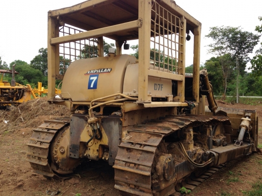 จัดหนัก จัดเต็ม อีกชุดครับ ชุดใหญ่ แยกขายครับ อีก 6 รายการ จำนวน 7 คันครับ