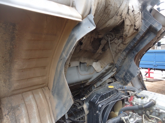 ขายด่วนรถ6ล้อHINOFC4Jเครือง145แรงปี43รถสวยบางเดิมๆๆๆ ขายด่วนรถ6ล้อHINOFC4Jเครือง145แรงปี43รถสวยบางเดิมๆๆๆ