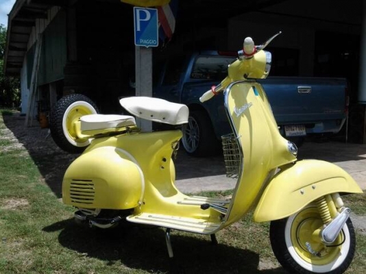 ขาย vespa 64 อินเดียสวยๆใหม่ๆ สีเหลืองอ่อนๆ มองแล้วสบายตา รถประกอบใหม่หมดครับ เอกสาร อินวอย no book ราคา 48500 บาท รับเทรินทุกรุ่นครับ...