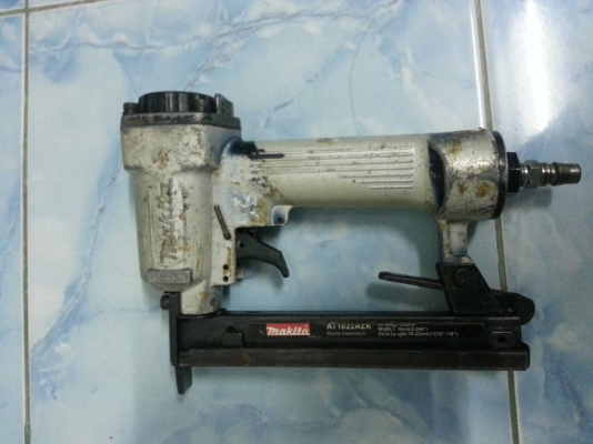 ขายเครื่องยิง Makita  แท้ๆ